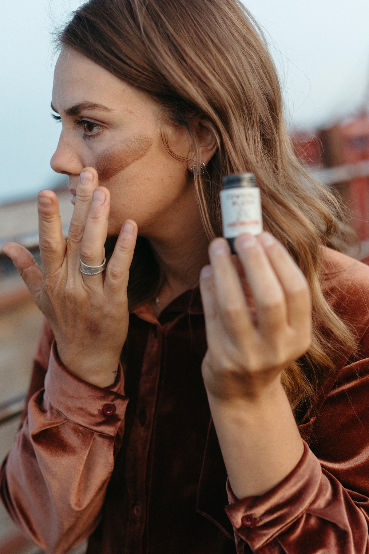 Cowgirl Saddled Bronze | Bronzing &amp; Contour Stick